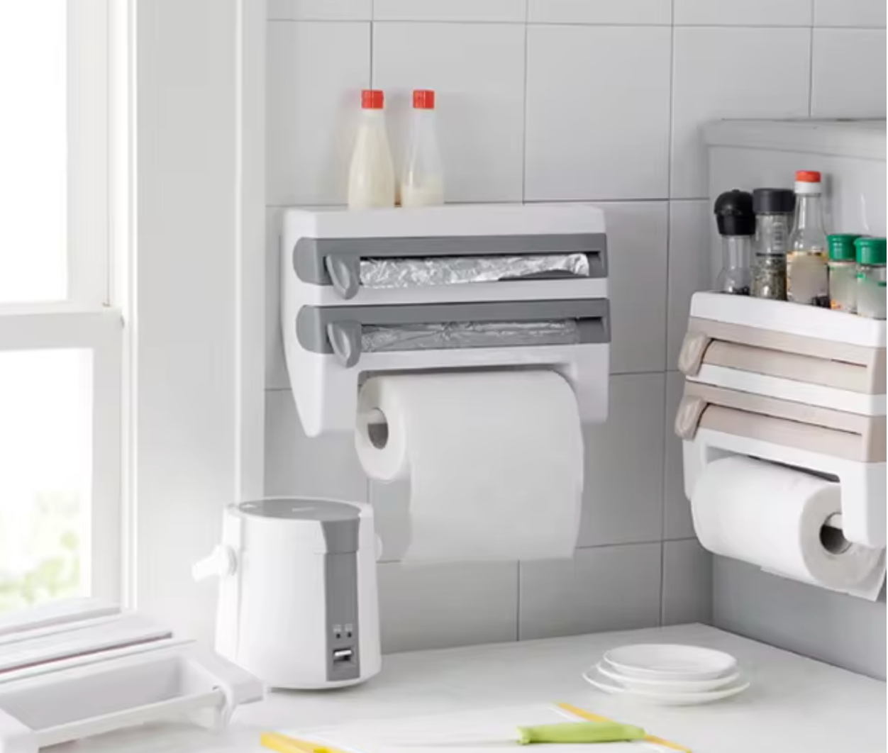 Dispensador de Cocina 4 en 1 – Práctico y Elegante
