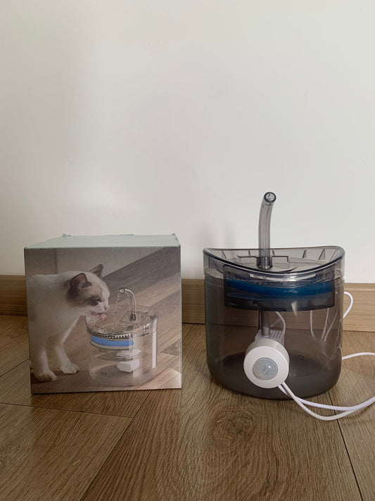 Fuente de Agua Para Mascotas CON SENSOR!
